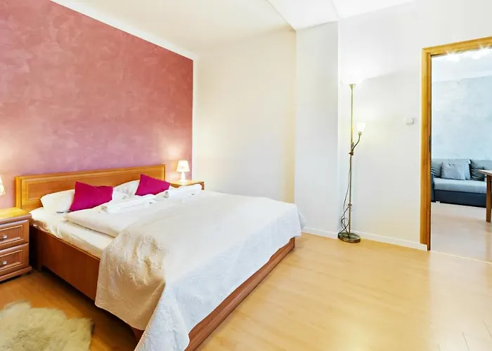 Moniuszki, Sun & Snow